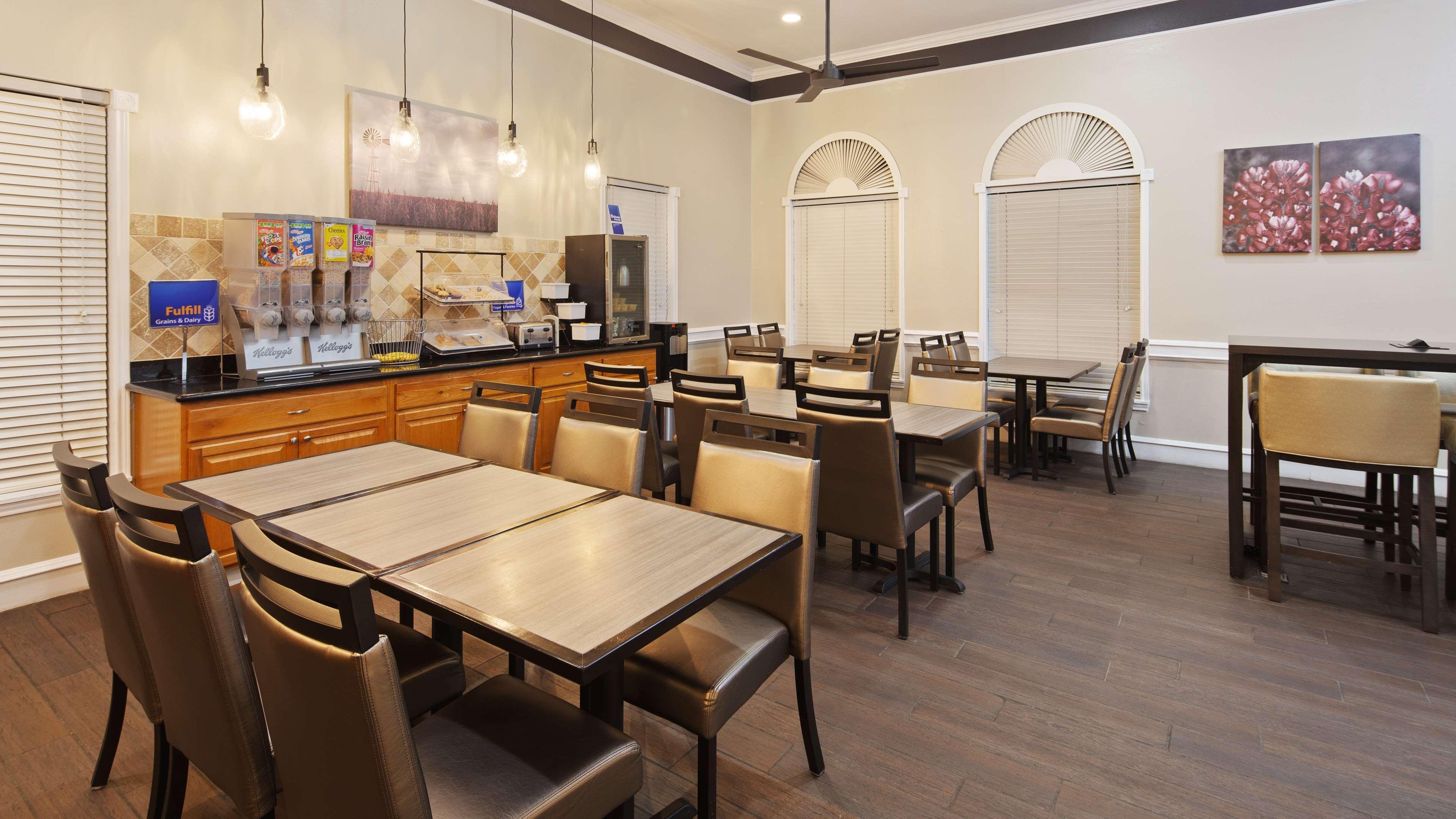 Best Western Inn Of Brenham Esterno foto
